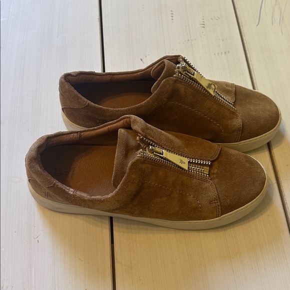 Frye Lena Zip Low Sneaker Brown Suede - Picture 2 of 3